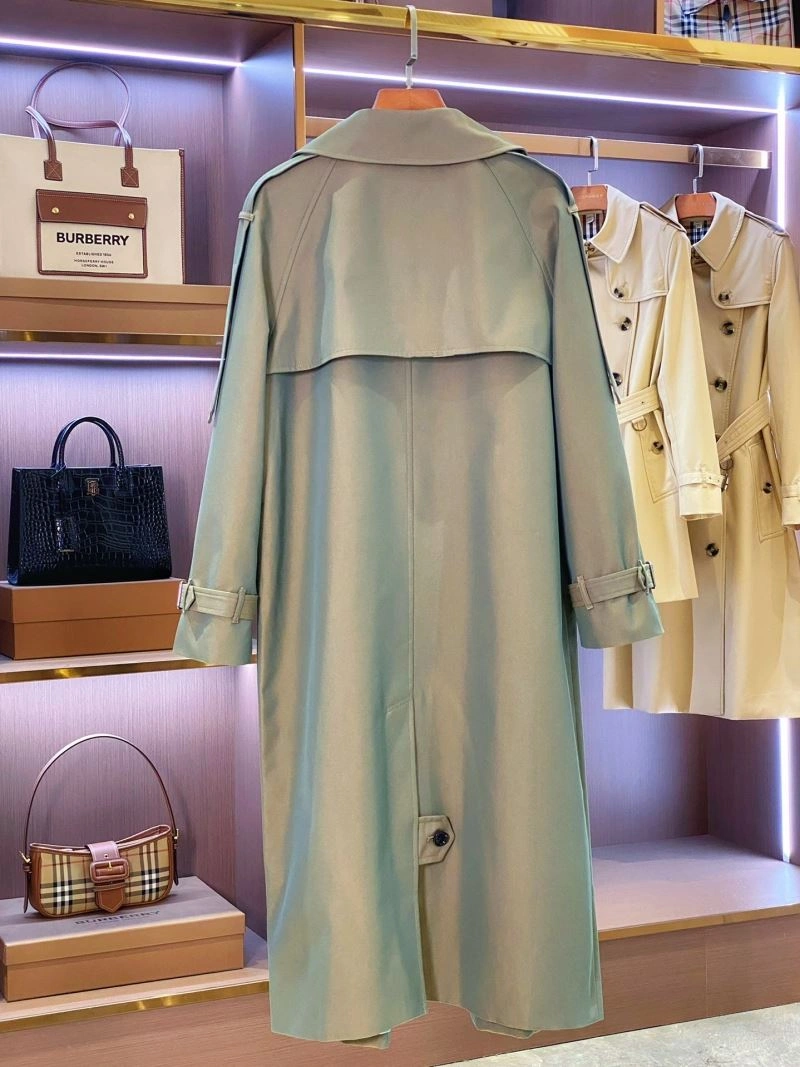 Efficient Burberry Outwear 104076