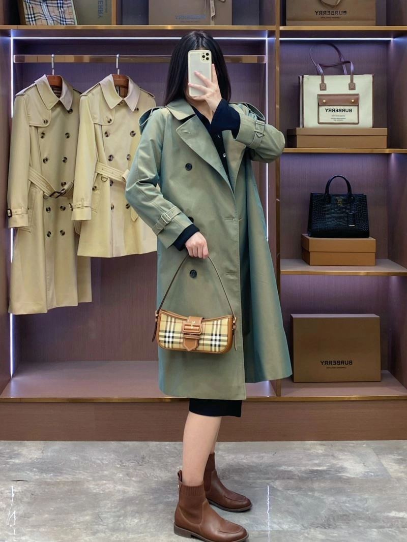 Comfortable Burberry Outwear 104073