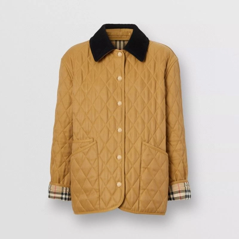 MultiPurpose Burberry Outwear 104077