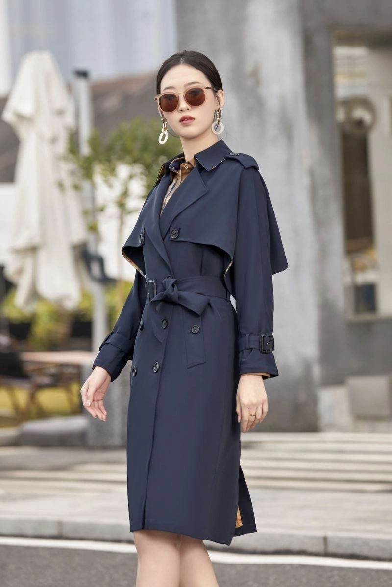 Burberry Outwear Stretchable 104119
