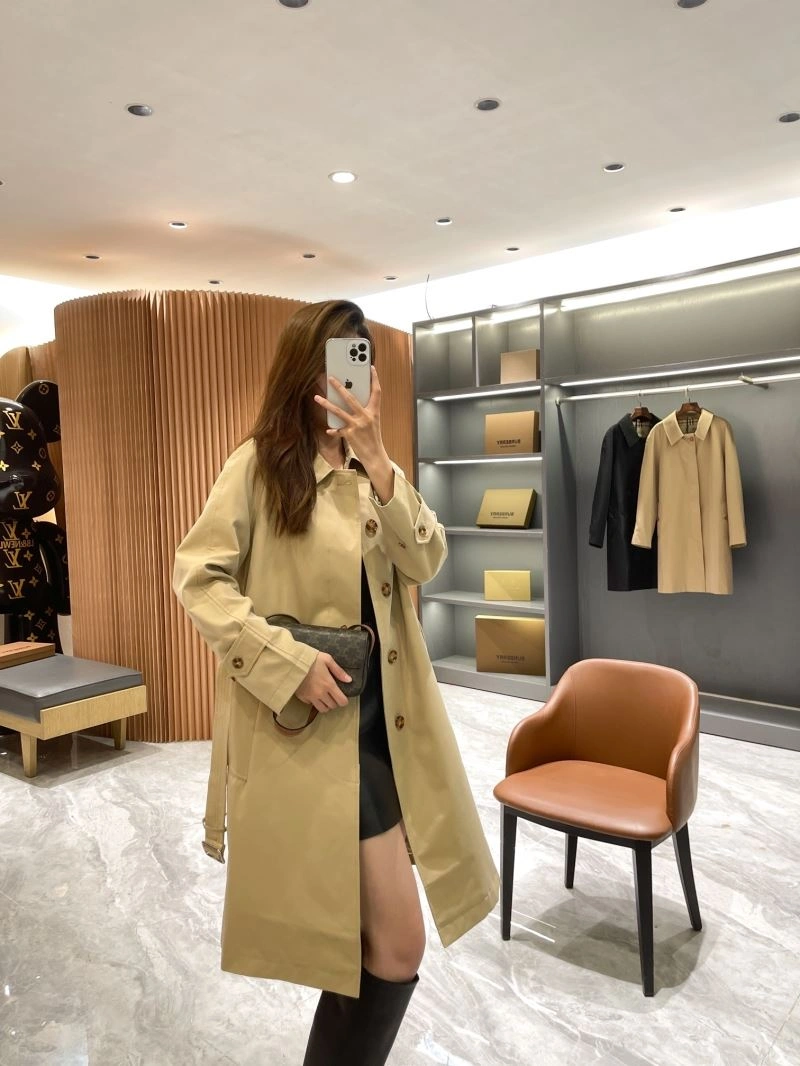 Burberry Outwear ModernLook 104067