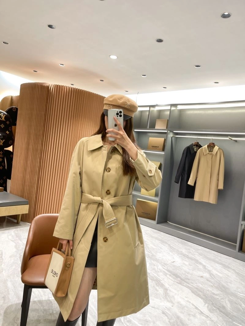 Burberry Outwear ModernLook 104067