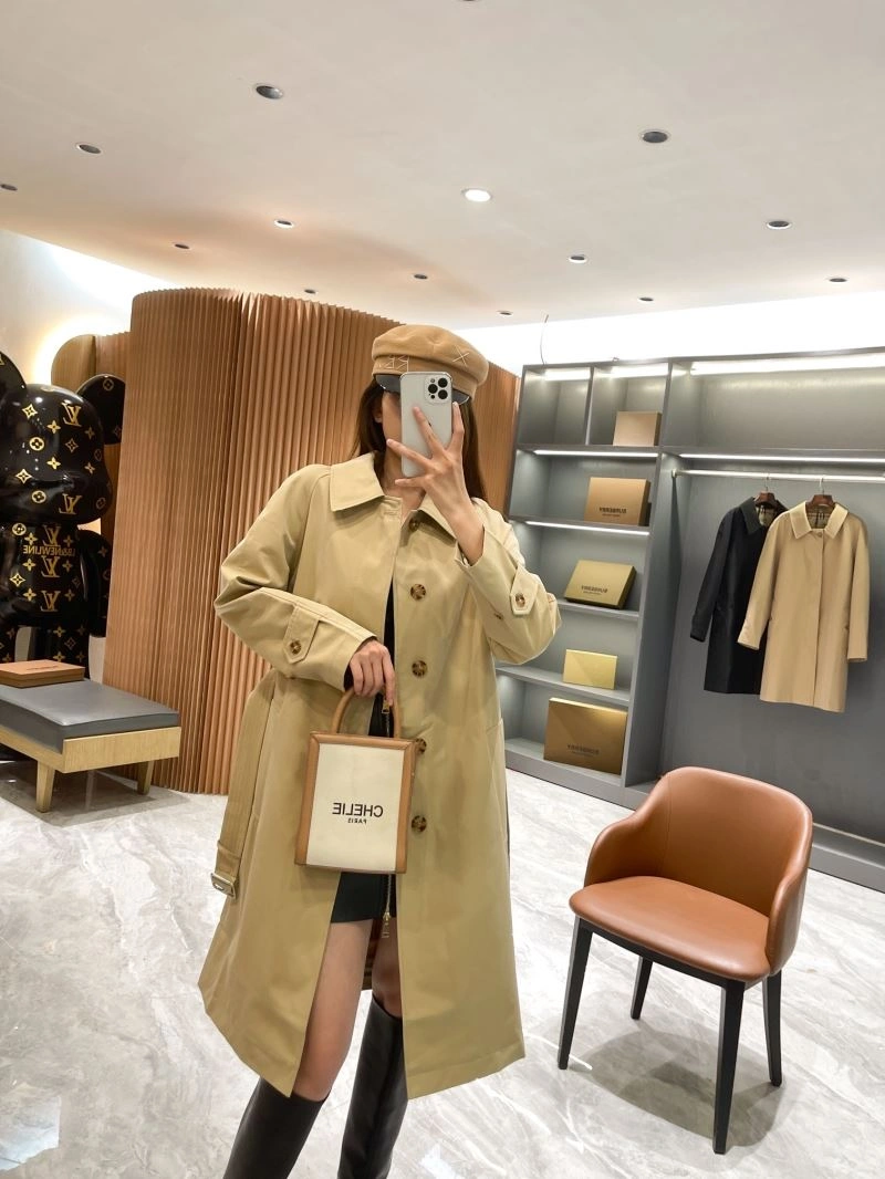 Burberry Outwear ModernLook 104067