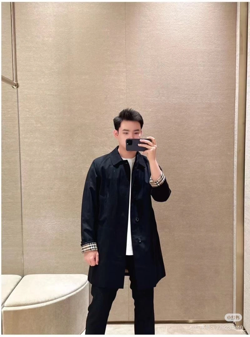 Burberry Outwear Sporty 104093
