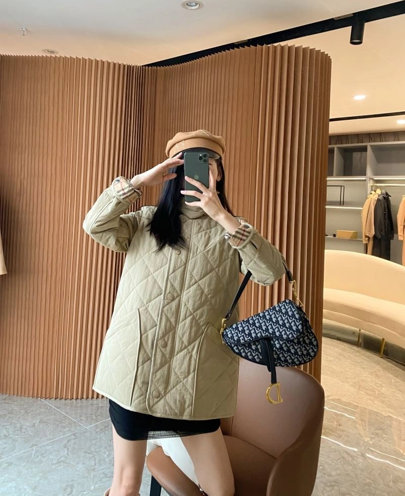 Colorful Burberry Outwear 104056