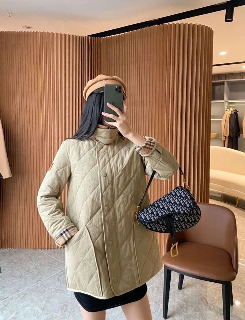 Colorful Burberry Outwear 104056