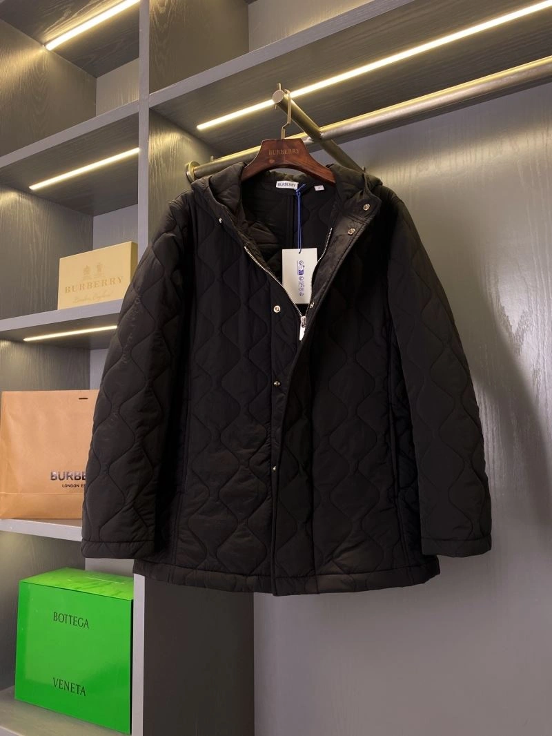 WellDesigned Burberry Outwear 104054