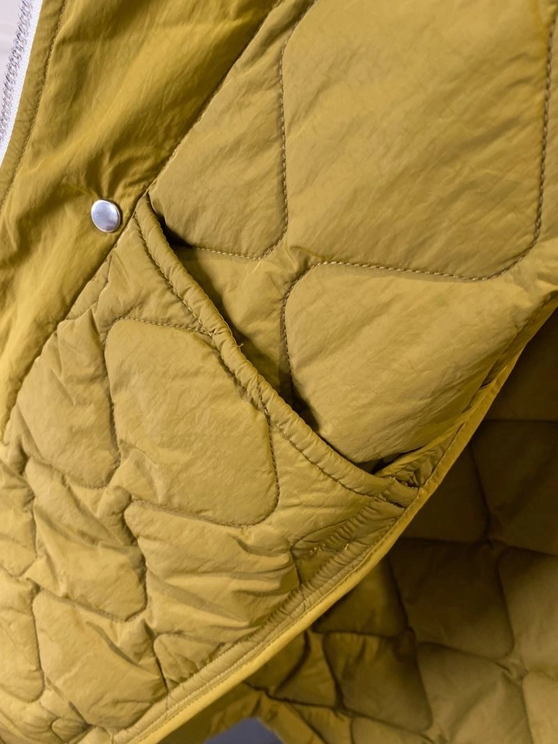 Burberry Outwear ZipUp 104053