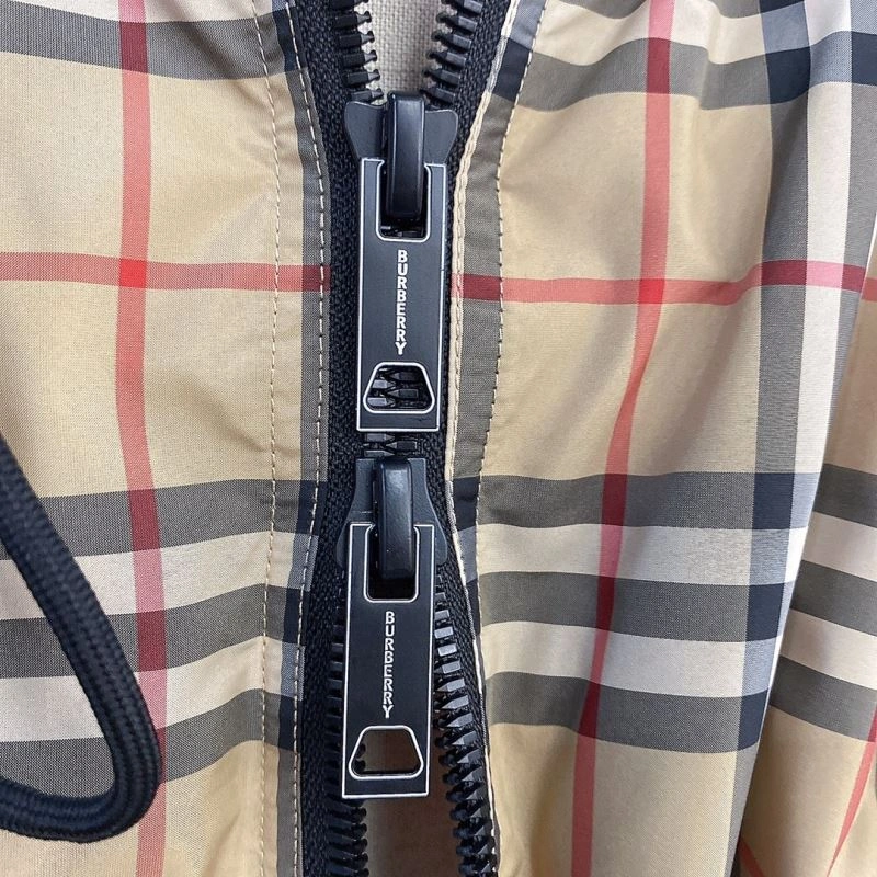 Burberry Outwear FlexibleFit 104091