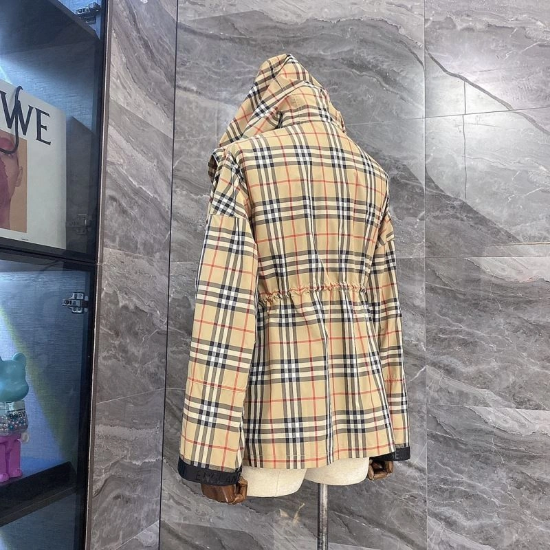 Burberry Outwear FlexibleFit 104091