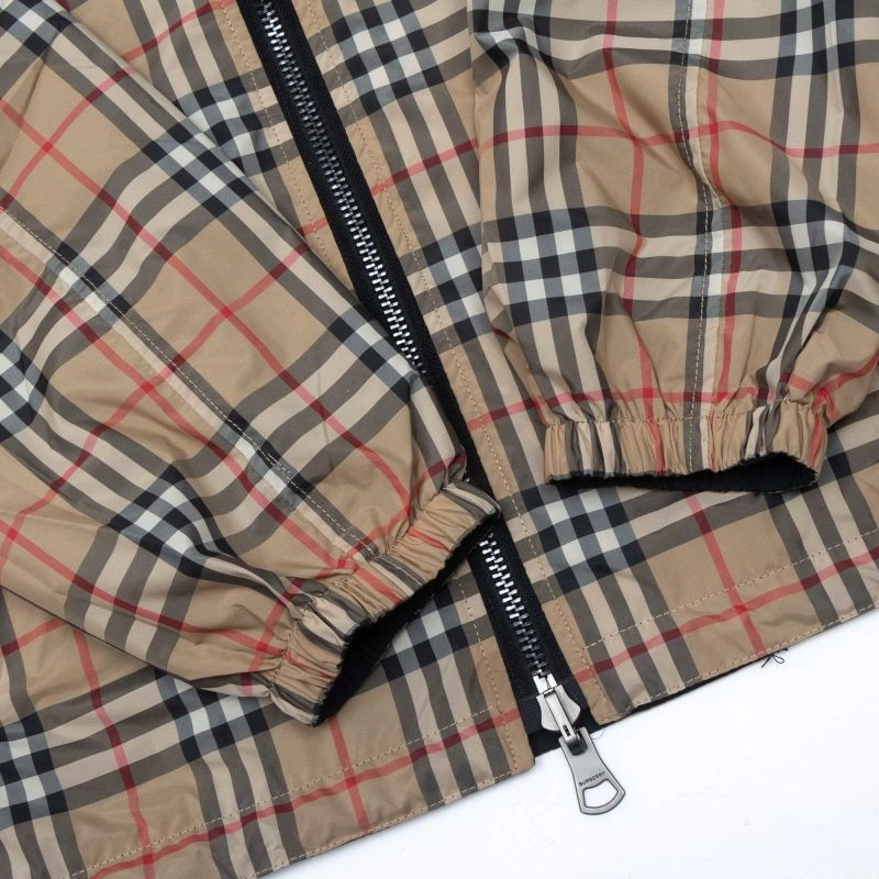 Burberry Outwear Supportive 104165
