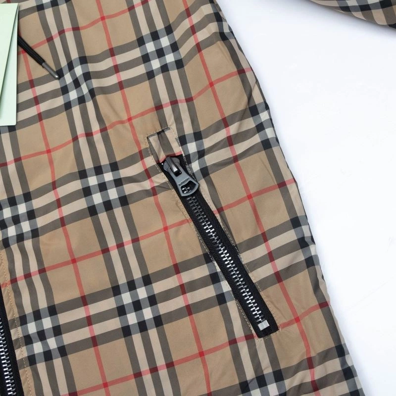Burberry Outwear Supportive 104165