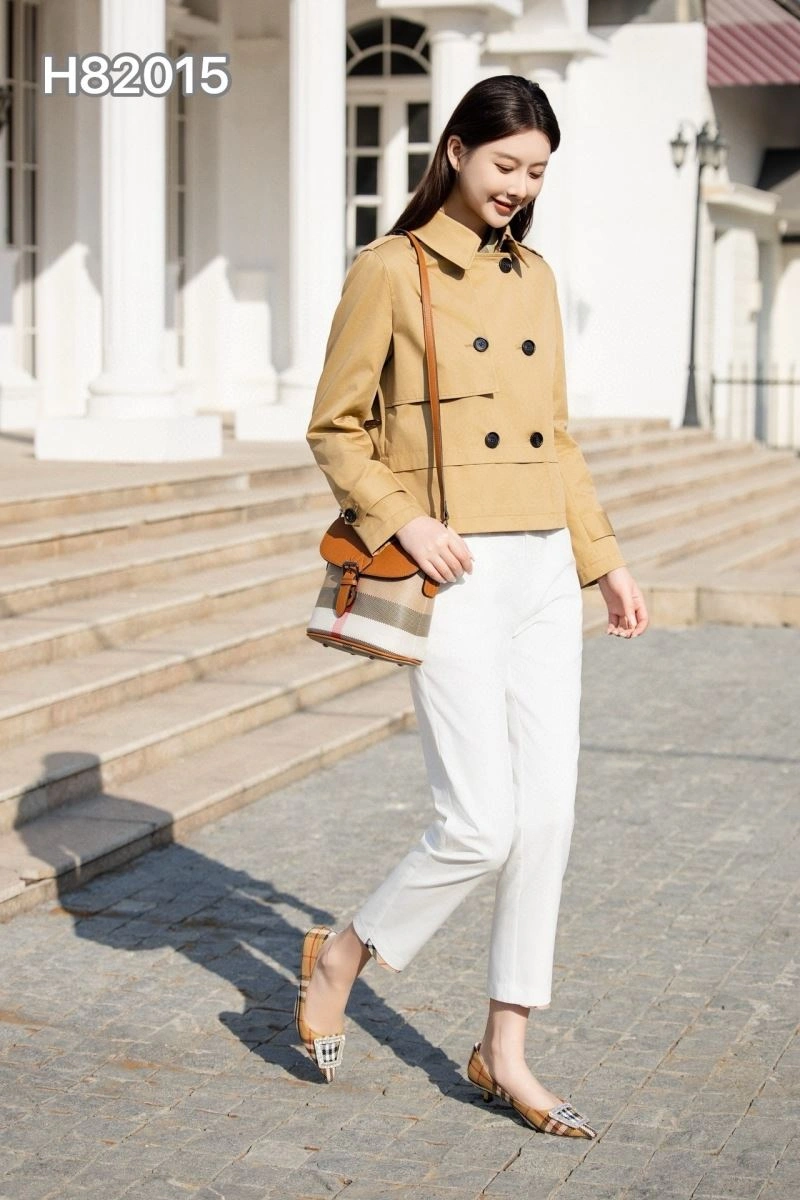 Burberry Outwear Contemporary 104055