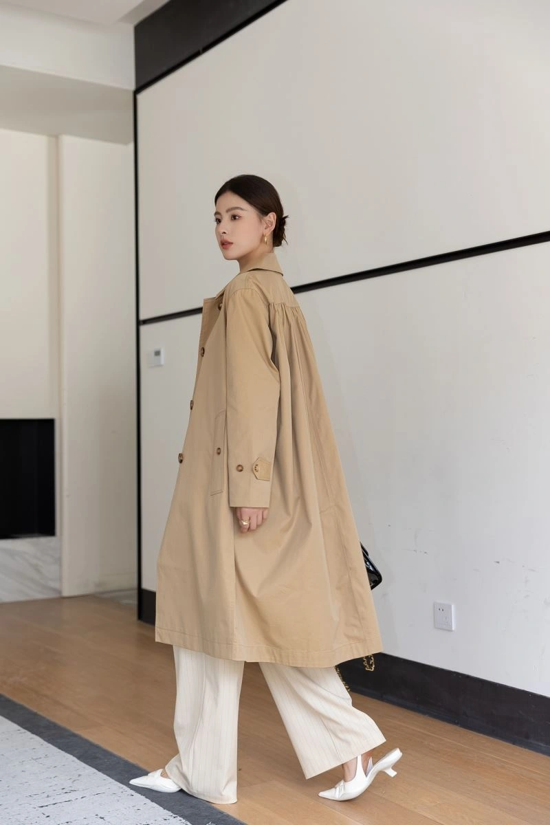Burberry Outwear Lightweight 104047