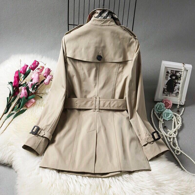 Flexible Burberry Outwear 104043