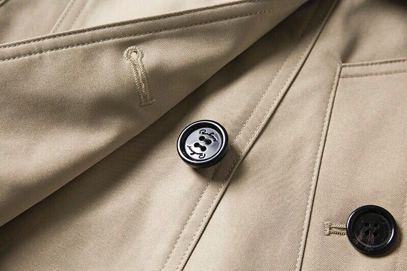 Flexible Burberry Outwear 104043
