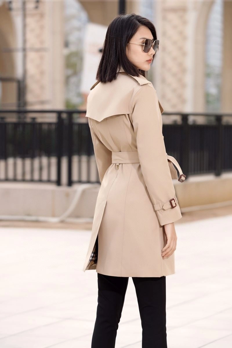 Stylish Burberry Outwear 104038