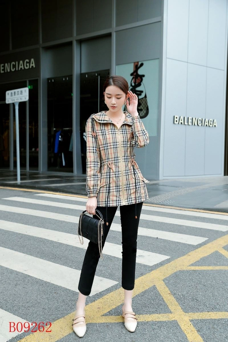 Burberry Outwear Flexible 104080