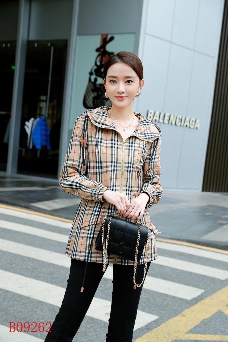 Burberry Outwear Flexible 104080