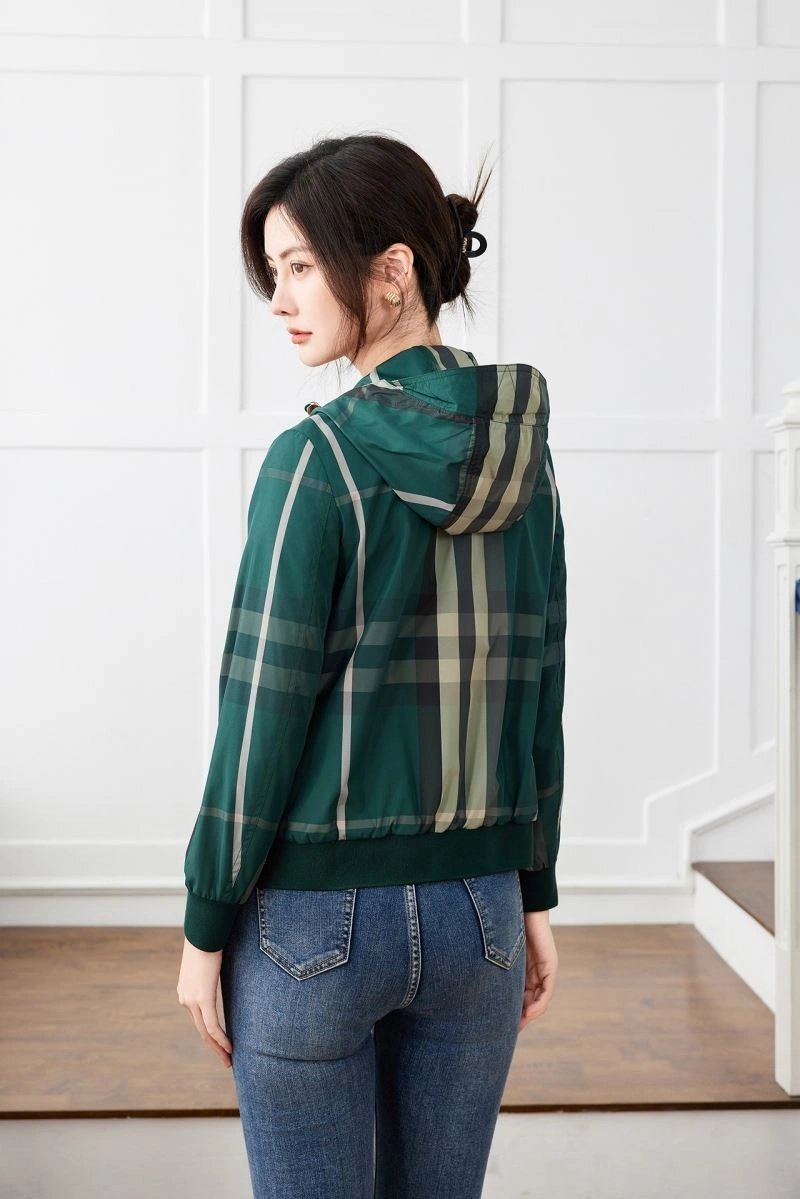 Flexible Burberry Outwear 104078