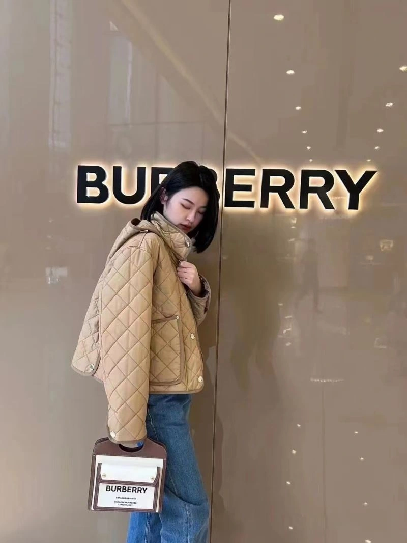 Burberry Outwear OnTrend 104027