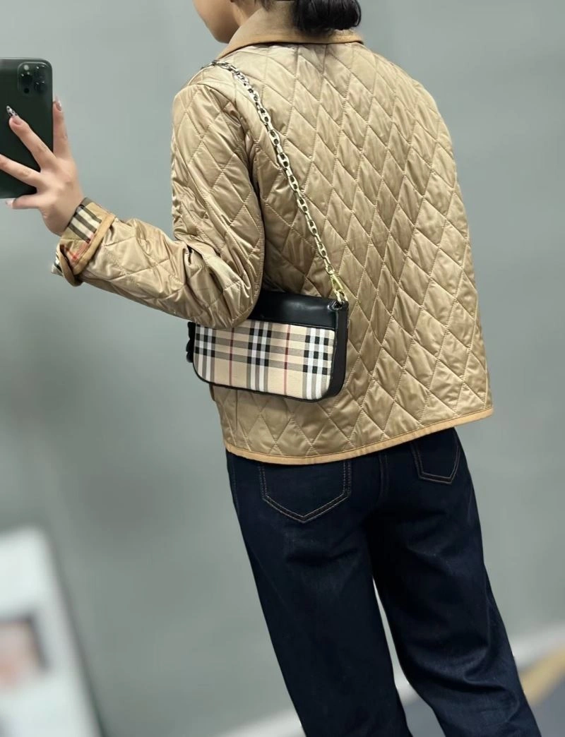 MultiPurpose Burberry Outwear 104034