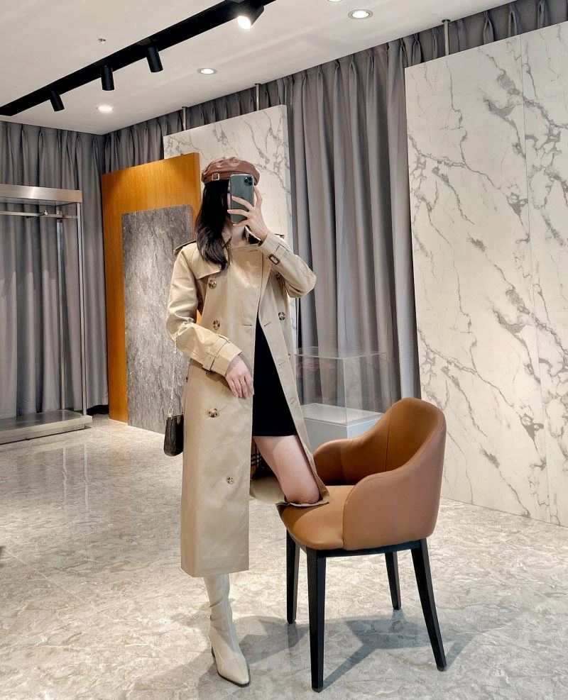 Burberry Outwear Trendsetting 104018