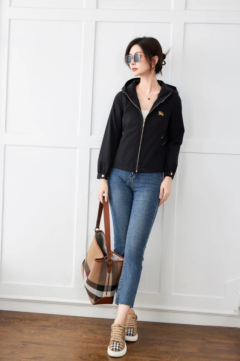Supportive Burberry Outwear 104014