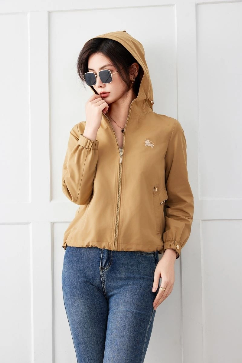 Bold Burberry Outwear 104012