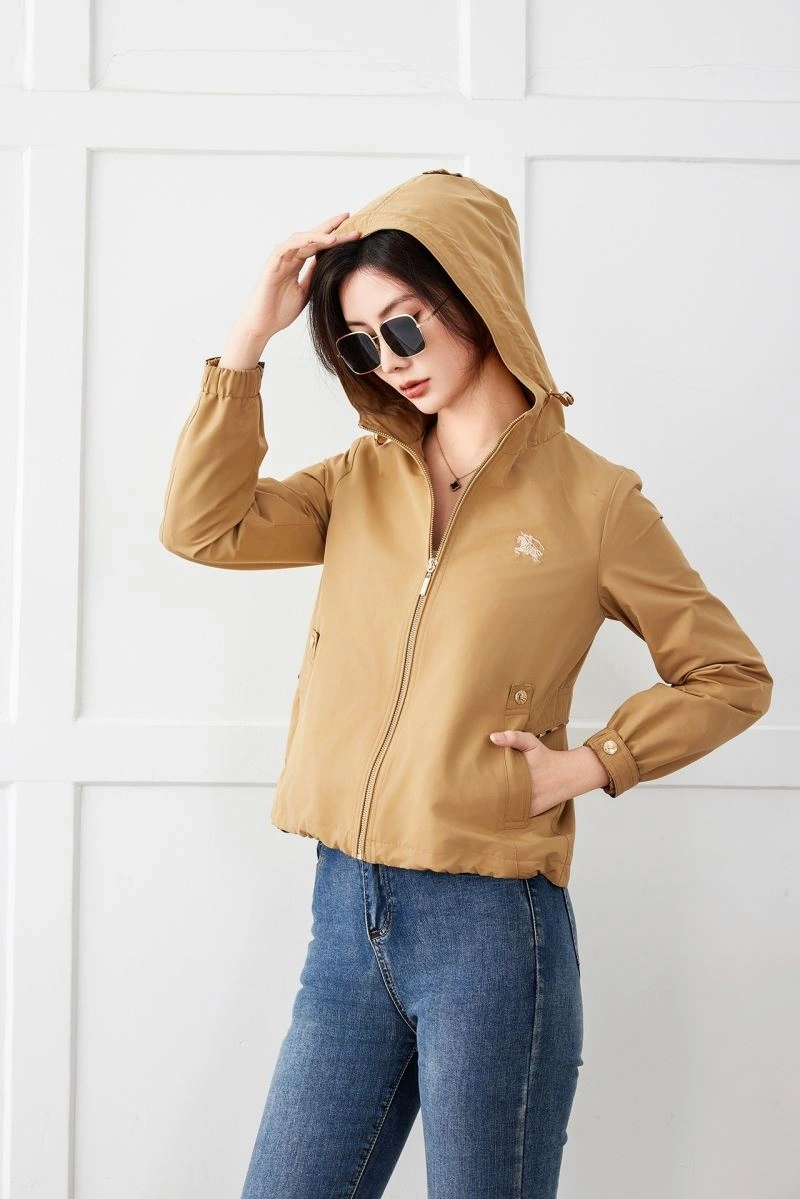 Bold Burberry Outwear 104012