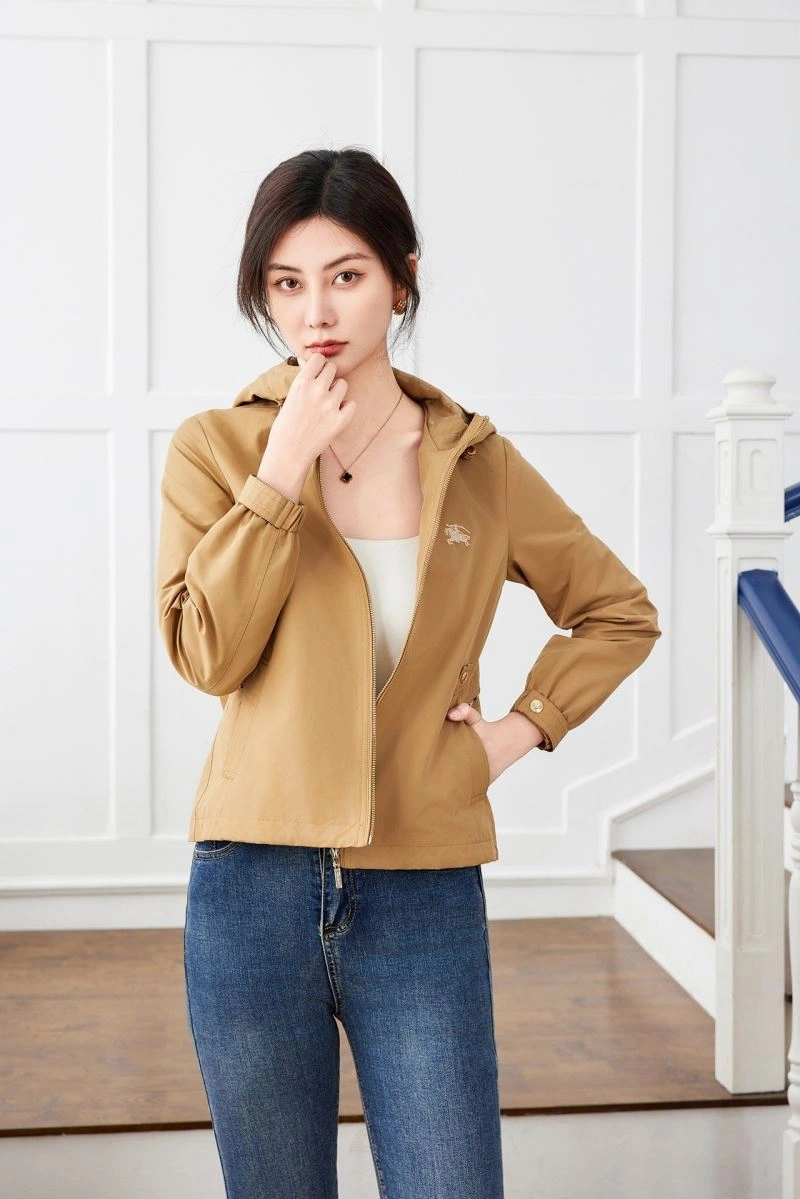 Bold Burberry Outwear 104012