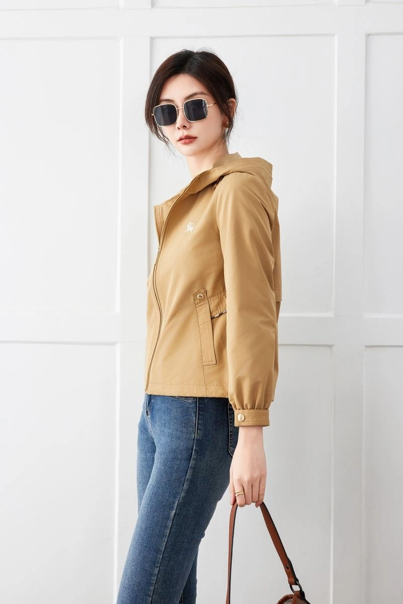 Bold Burberry Outwear 104012