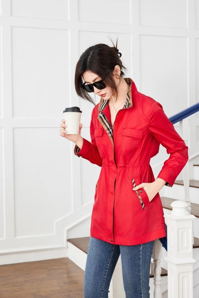 Burberry Outwear Trendsetting 104008