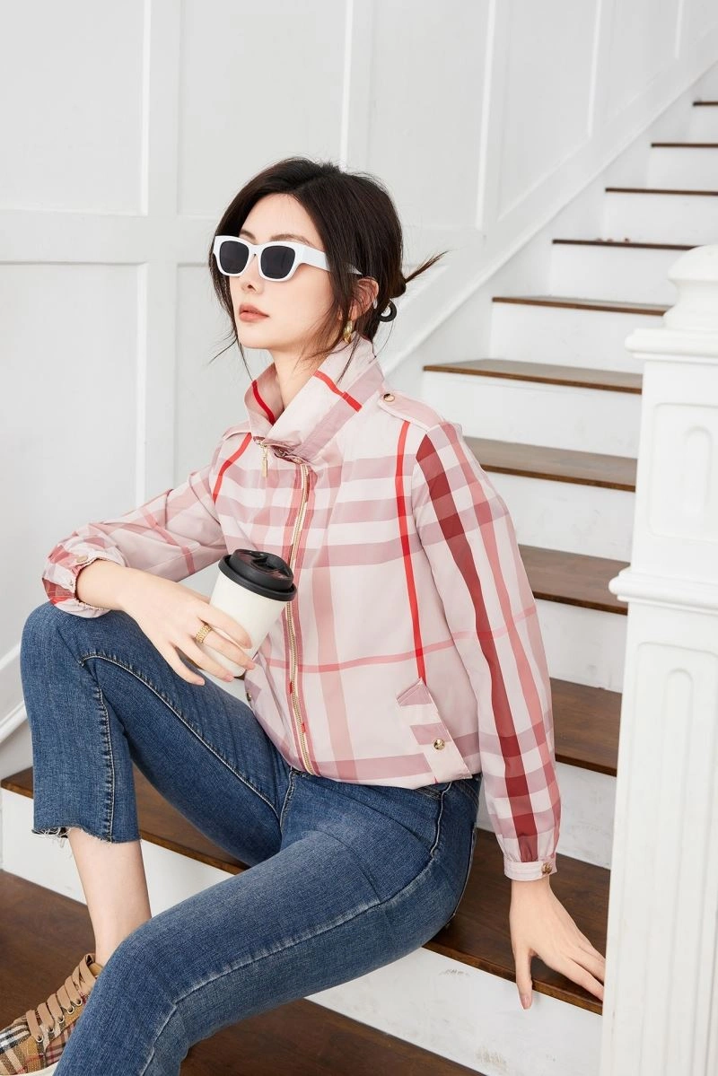 Burberry Outwear WrinkleFree 104005