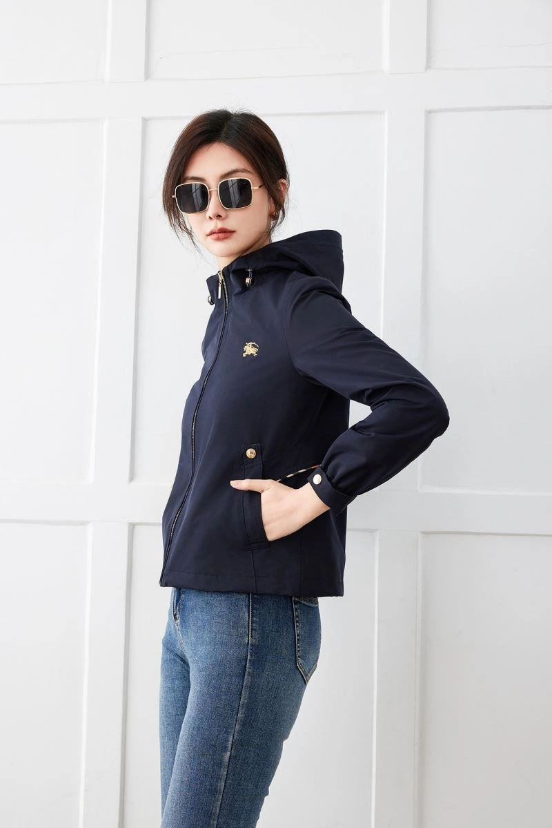 Flexible Burberry Outwear 104050