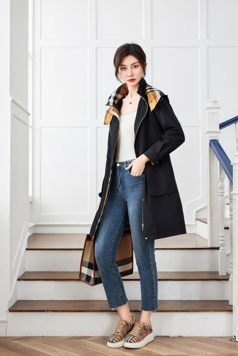Burberry Outwear Original 103990