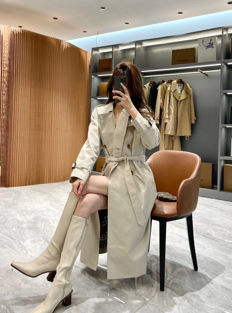 Burberry Outwear Timeless 103988