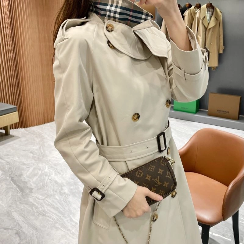 Burberry Outwear Timeless 103988