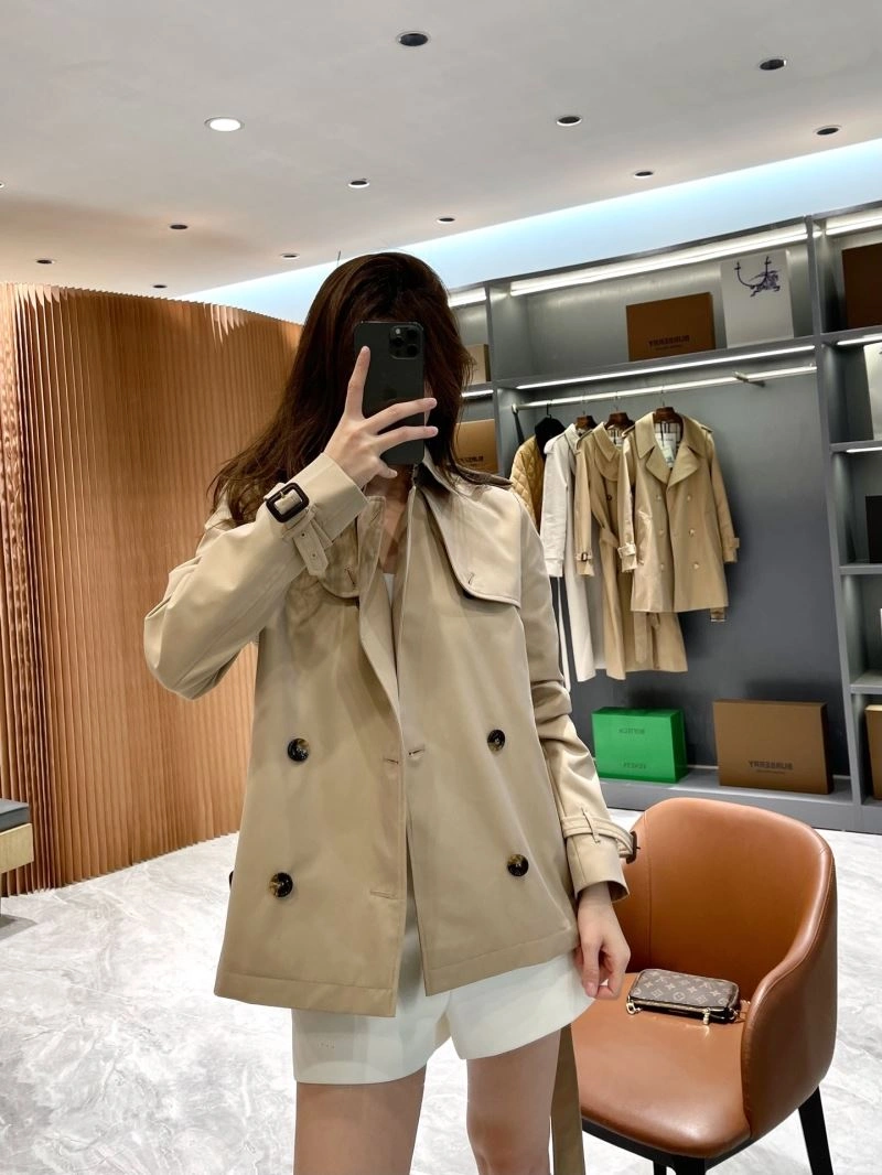 Sophisticated Burberry Outwear 103972