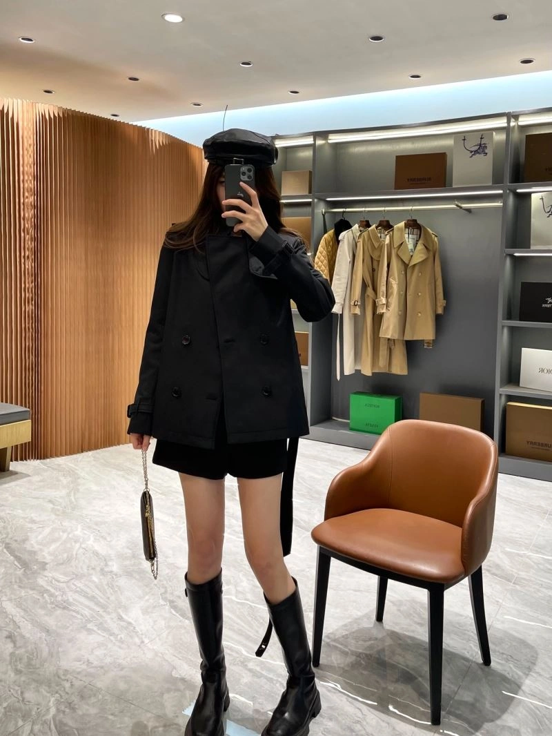 AllSeason Burberry Outwear 104017