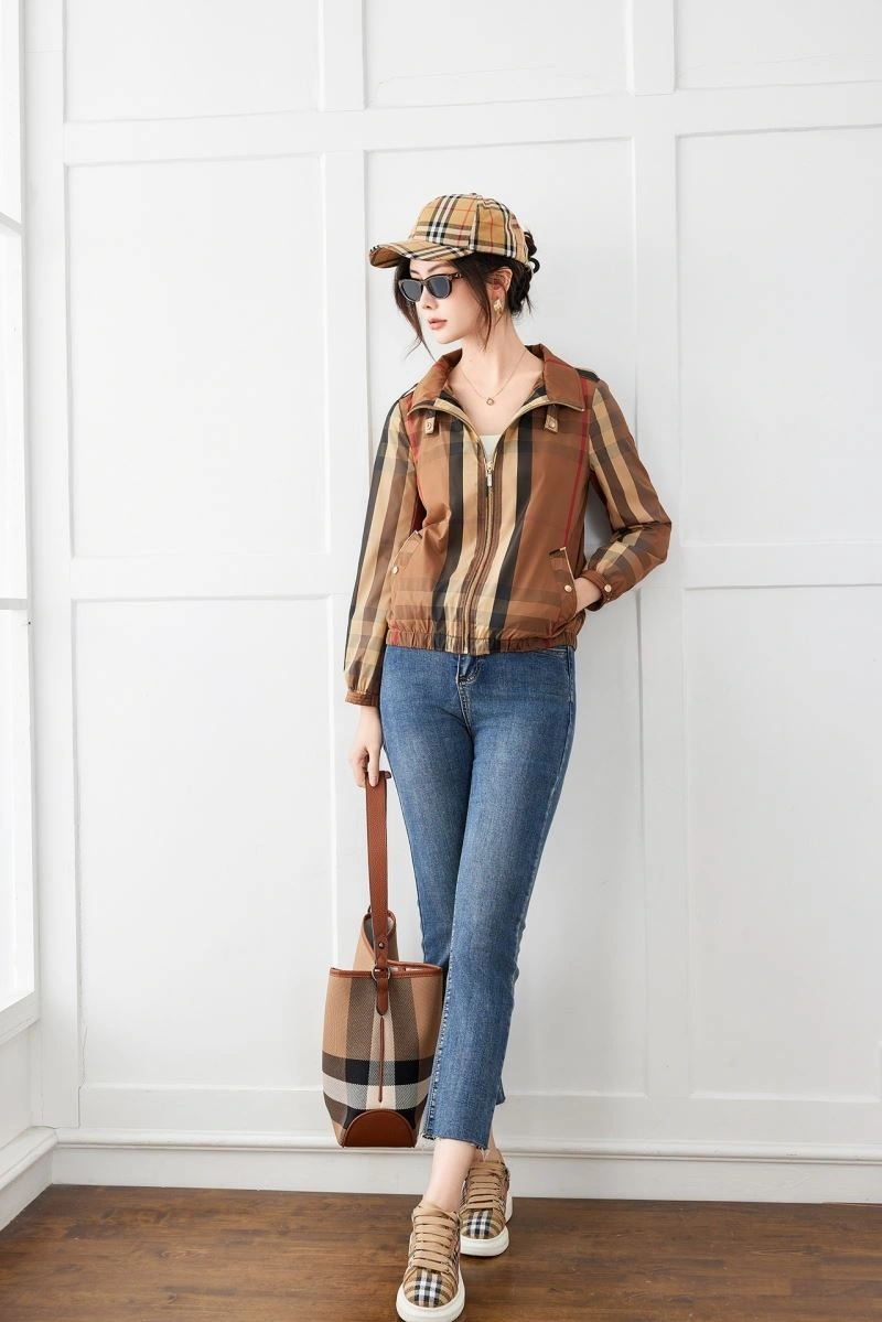Burberry Outwear AllSeason 104013