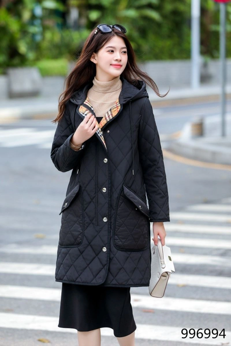 Burberry Outwear Stylish 104007