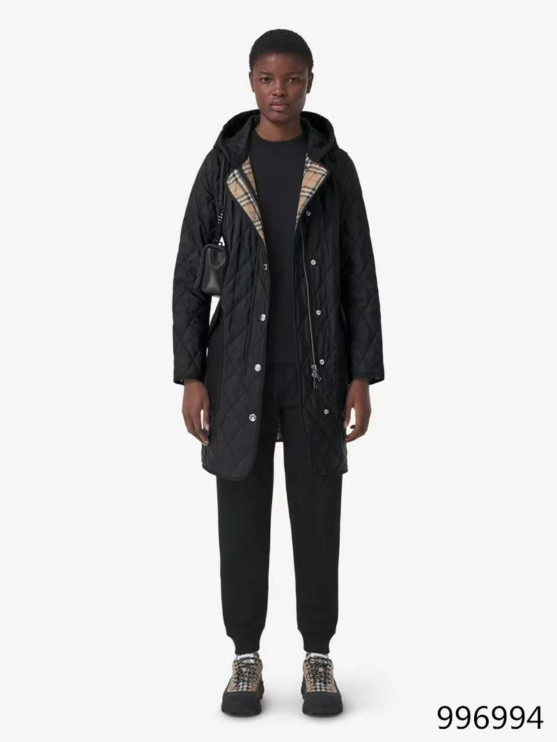 Burberry Outwear Stylish 104007