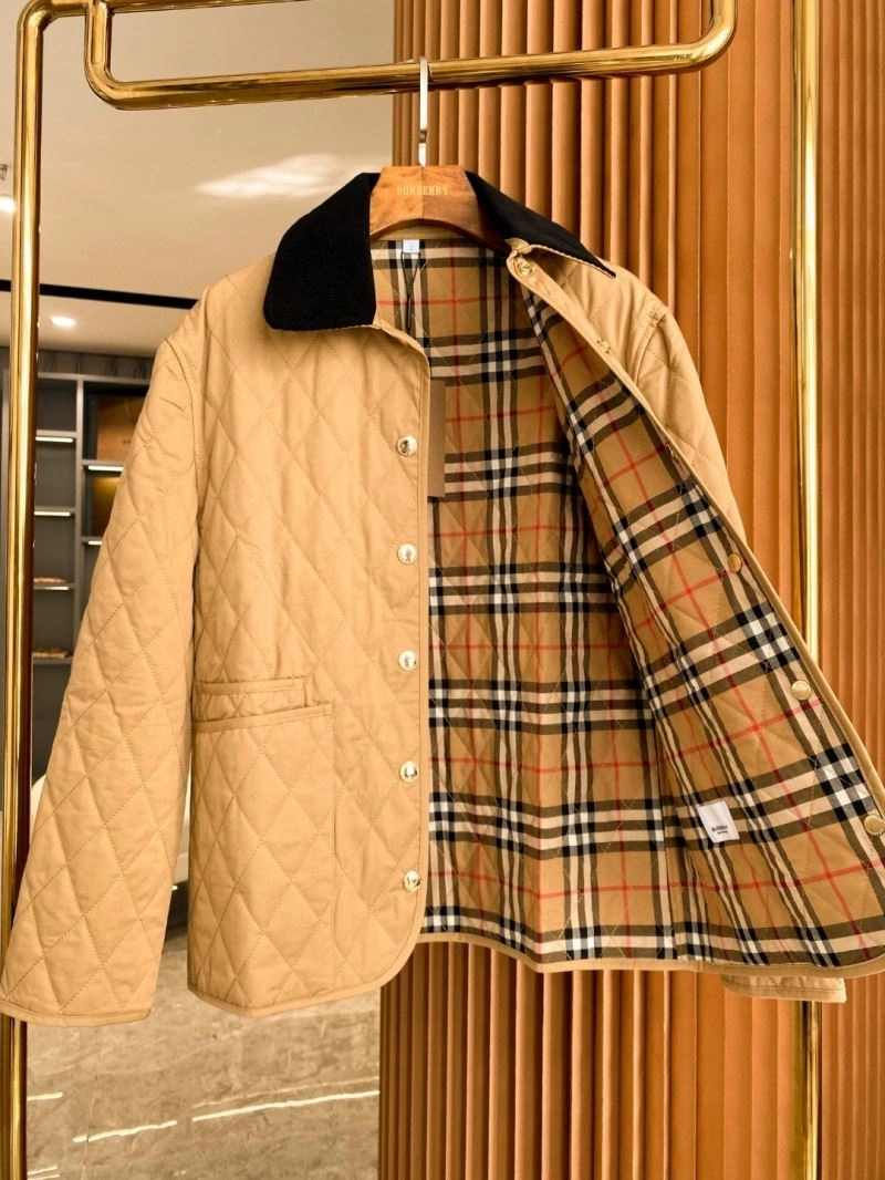 Breathable Burberry Outwear 103964