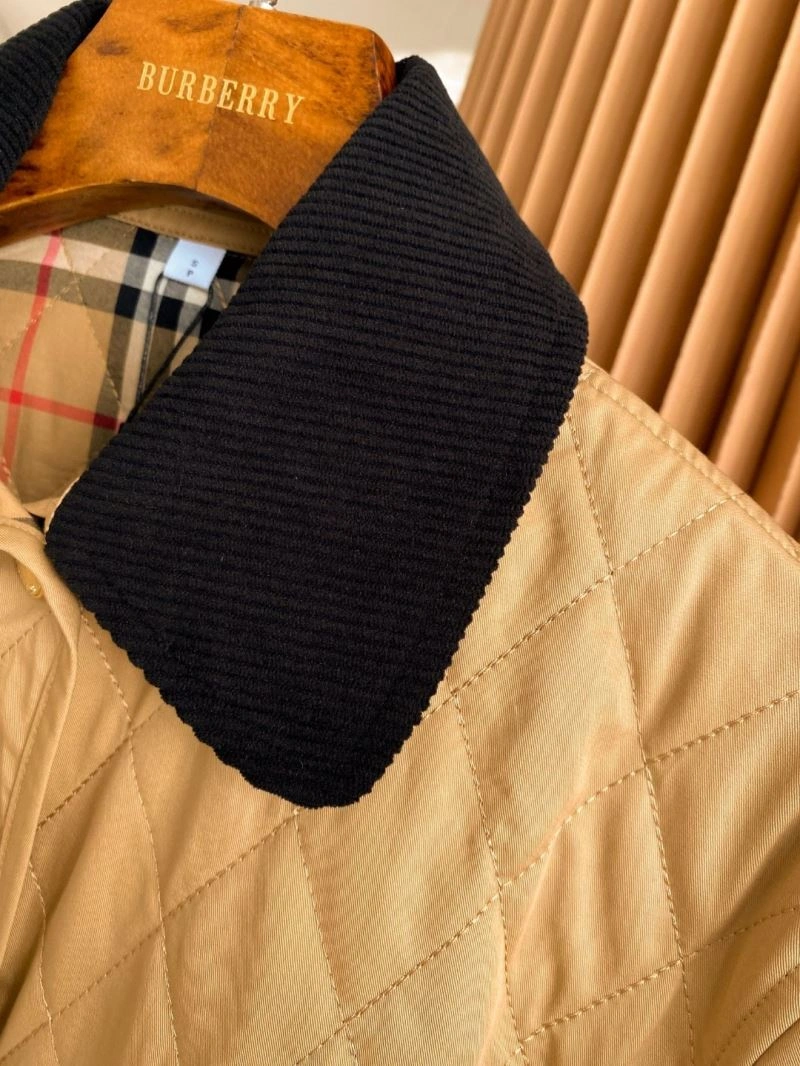 Breathable Burberry Outwear 103964