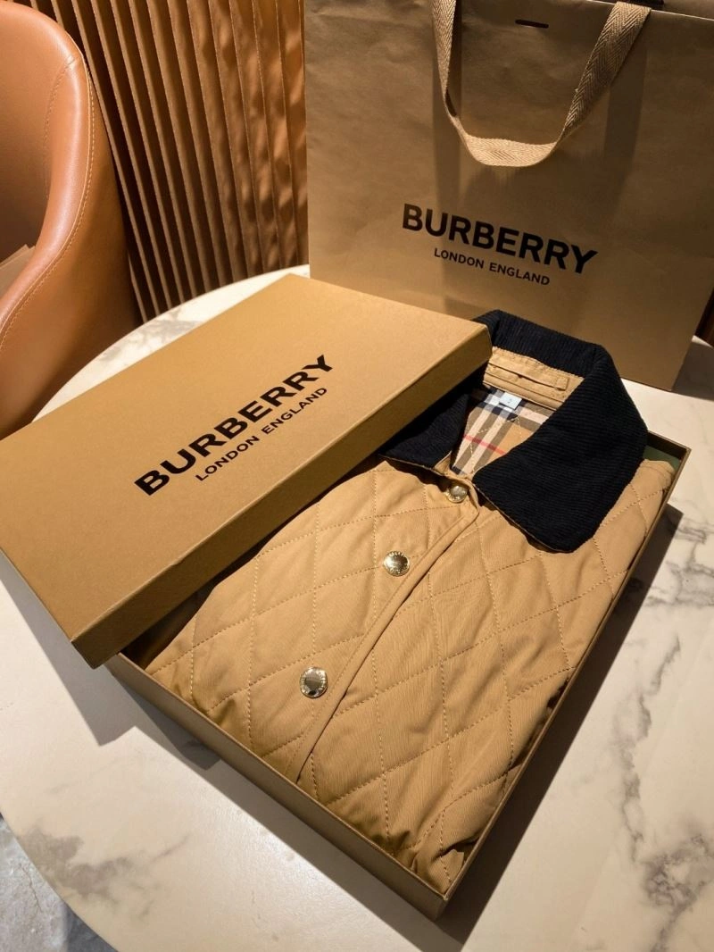 Breathable Burberry Outwear 103964