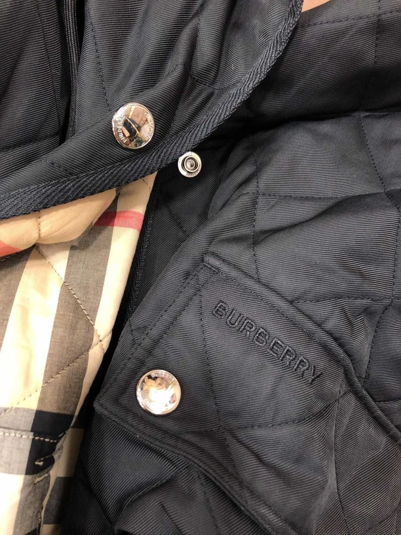 Burberry Outwear Neat 103967