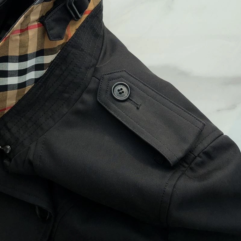 ModernLook Burberry Outwear 103958