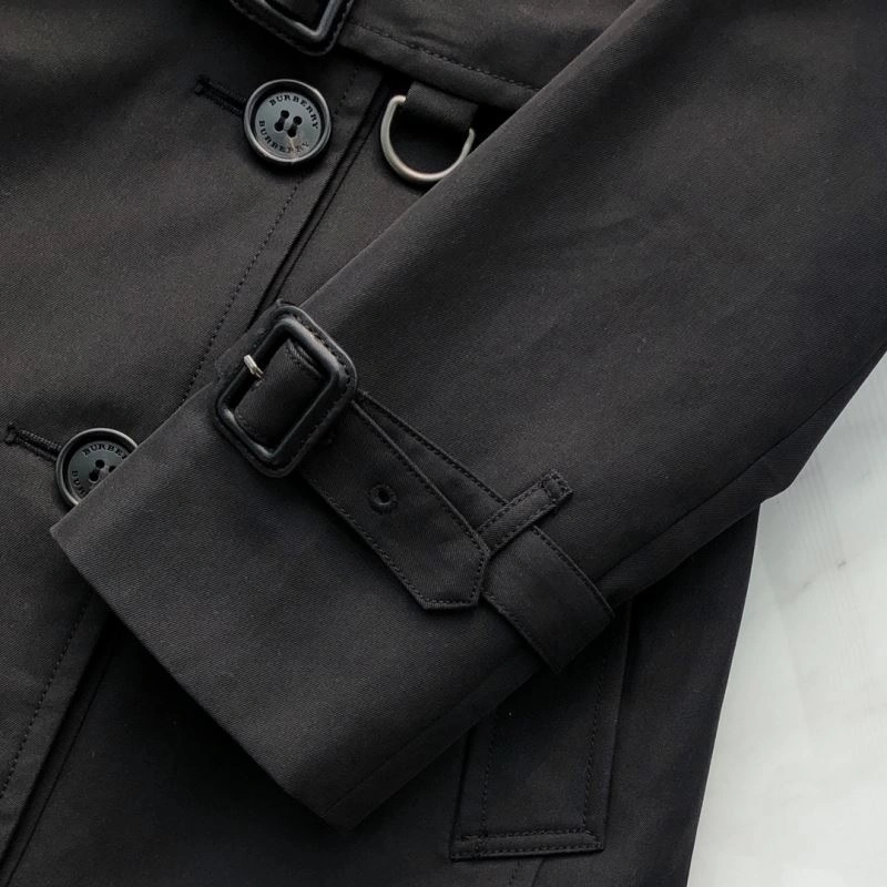 ModernLook Burberry Outwear 103958