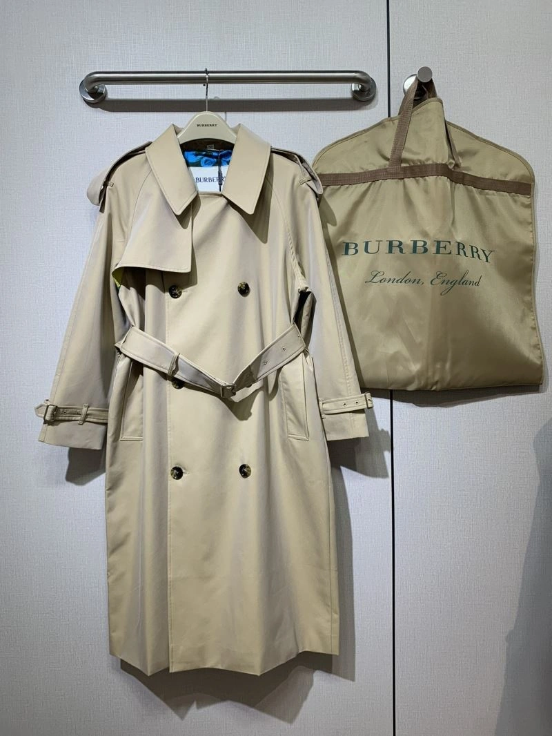 Cozy Burberry Outwear 103955